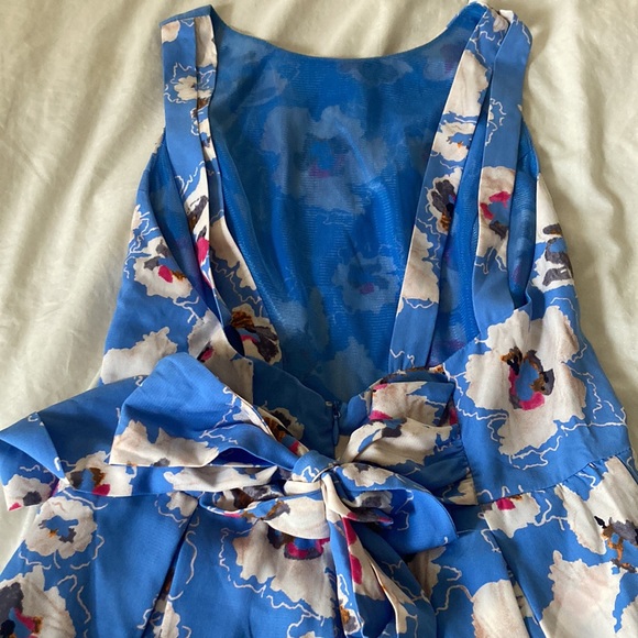 ASTR BLUE FLORAL ROMPER - Picture 5 of 8